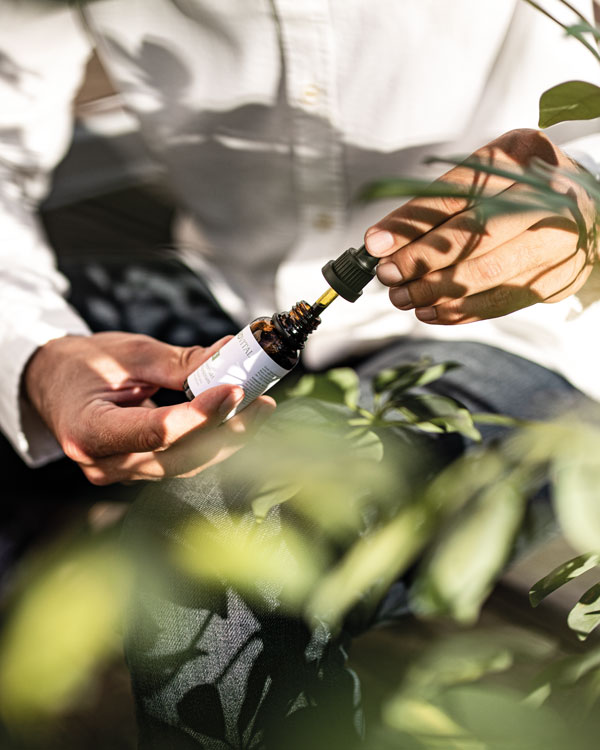 Qualitative Inhaltsstoffe ohne Lösungsvermittler Qualitative Inhaltsstoffe ohne Lösungsvermittler